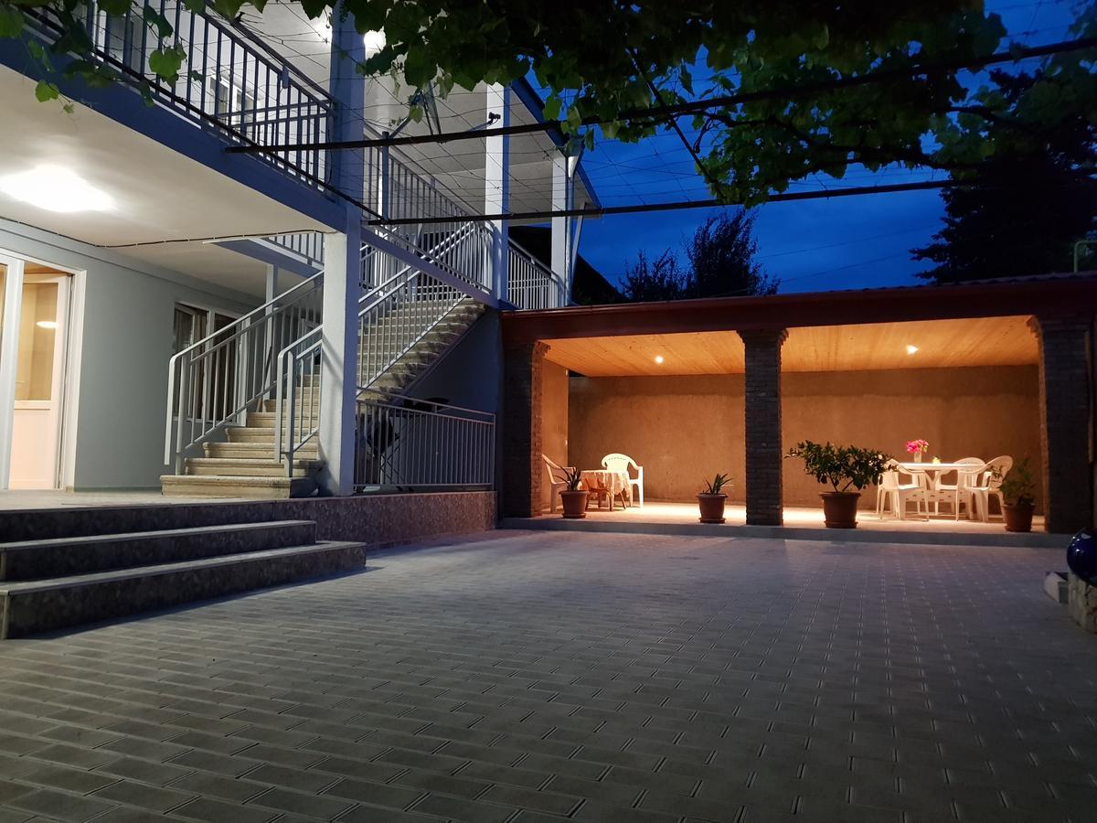White House In Kakheti Eniseli Hotel Gremi Exterior photo